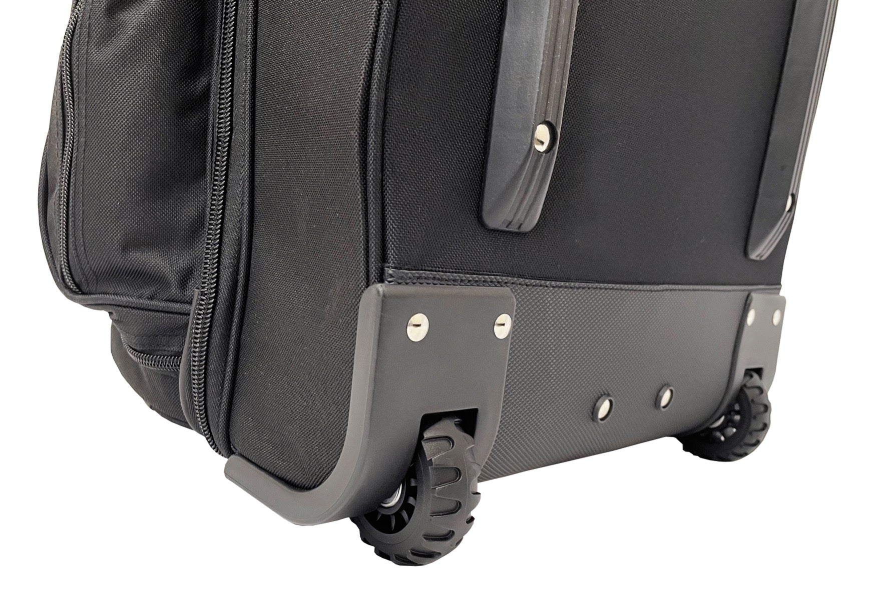 FORCE3 Ultimate Weekender Bag with Wheels