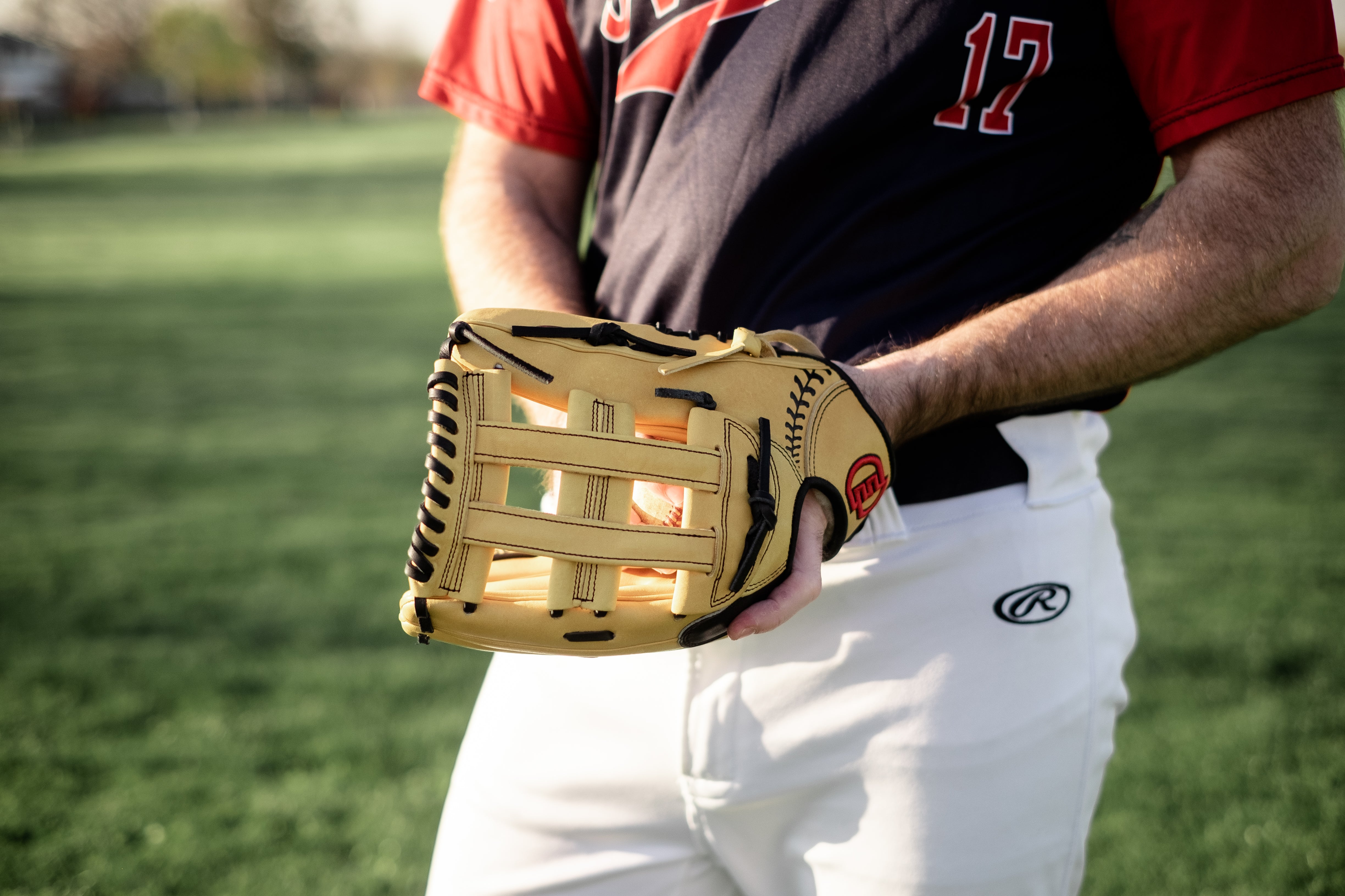 FORCE3 ELITE Series Outfielder's Glove - Tan