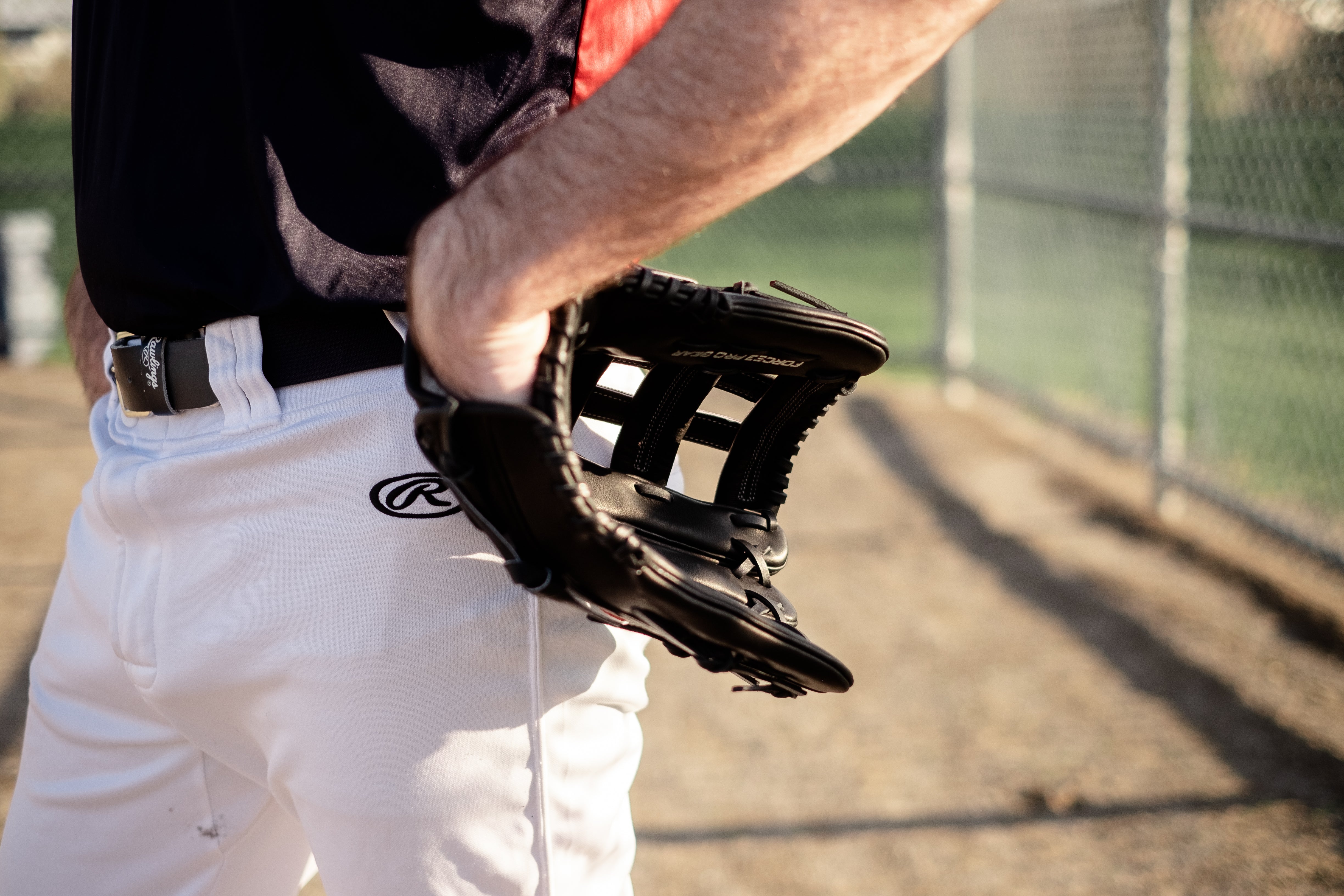FORCE3 ELITE Series Outfielder's Glove - Black