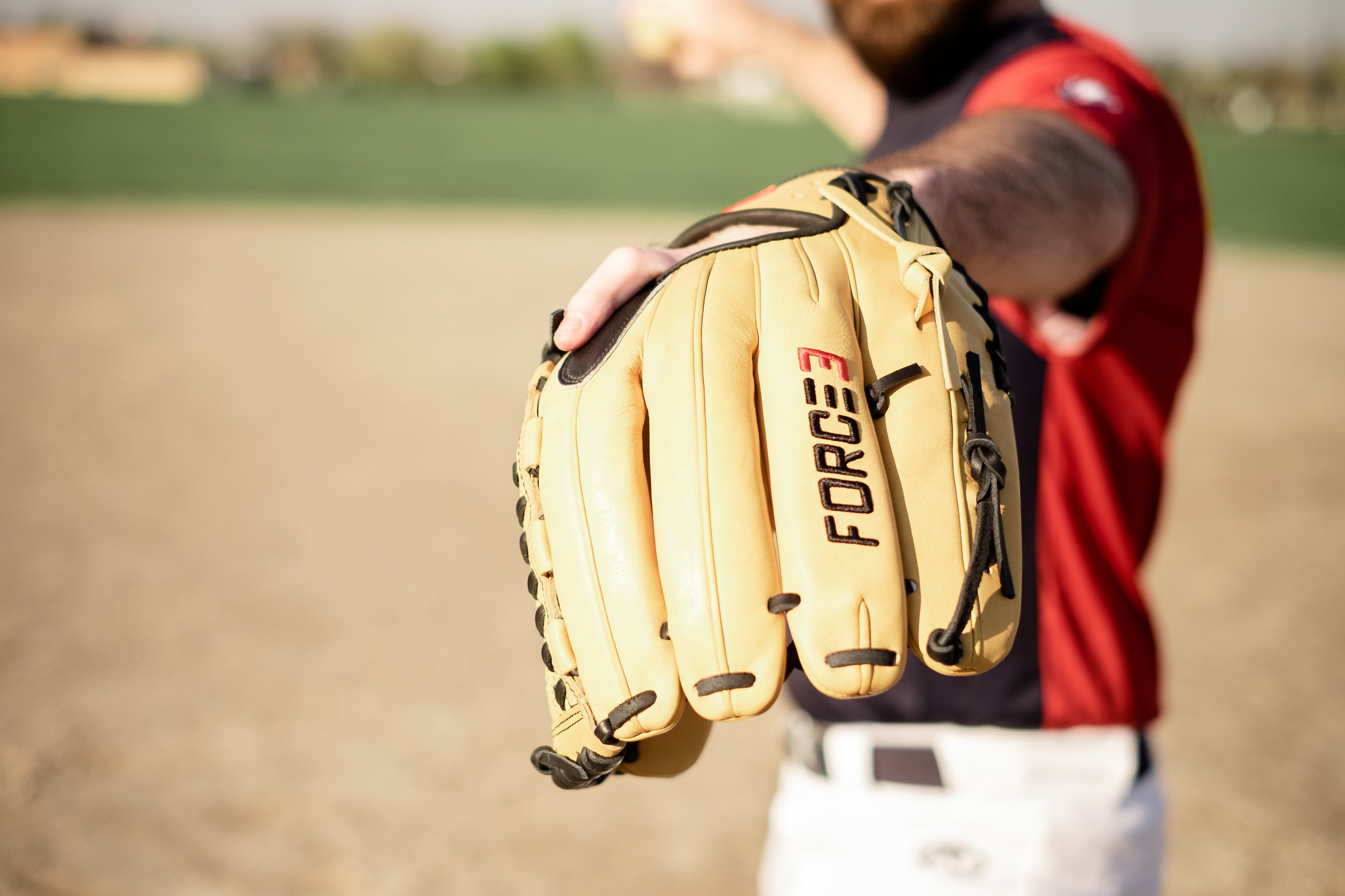 FORCE3 ELITE Series Pitcher's Glove - Tan