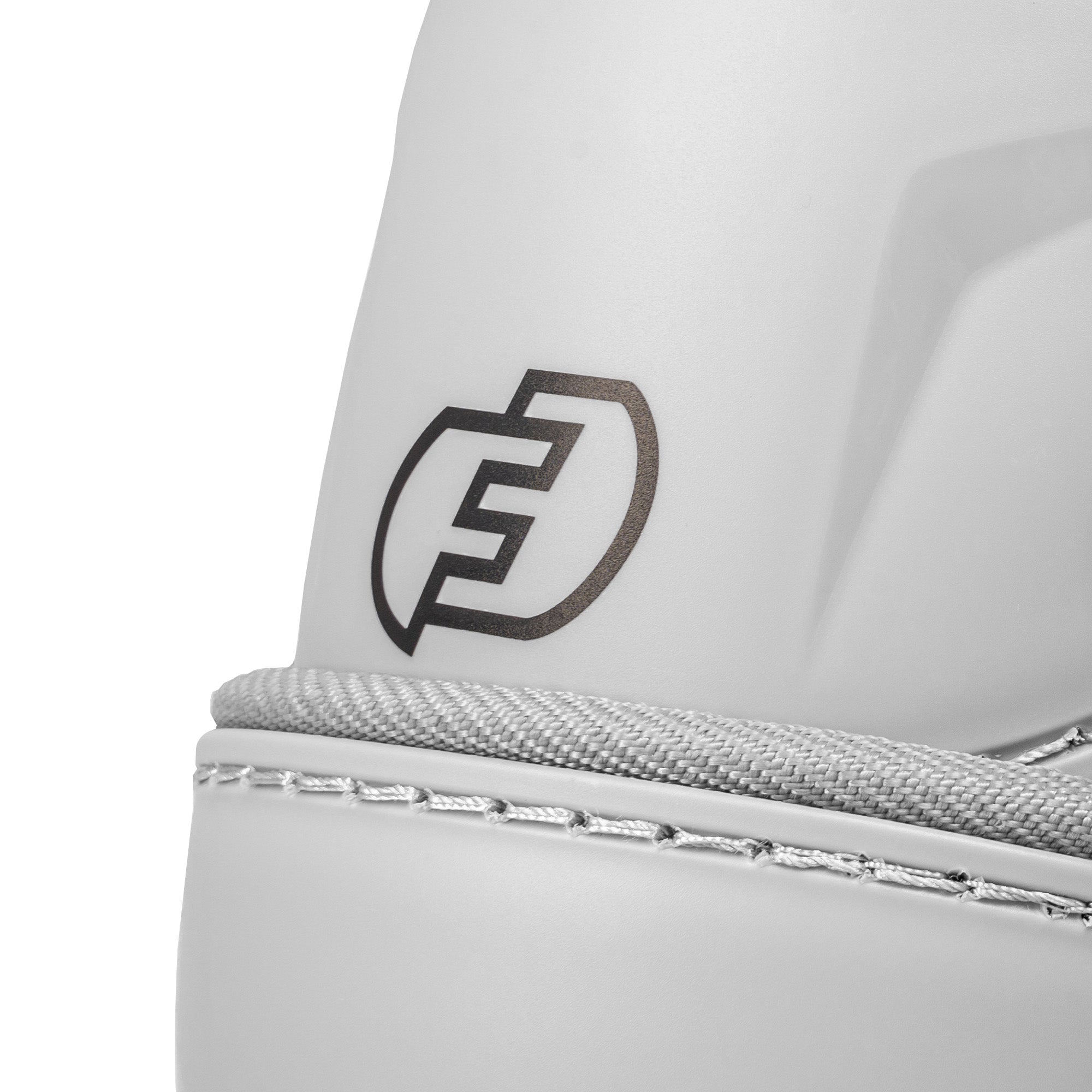 FORCE3 XS3® Pro Leg Guards - Adult