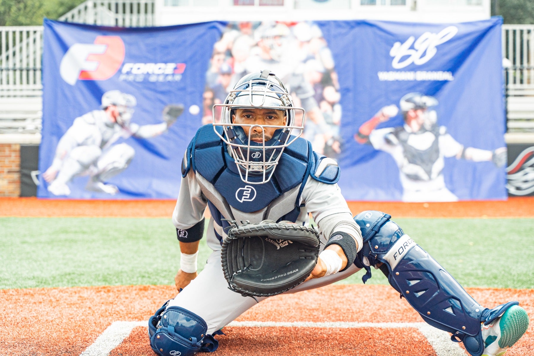 FORCE3 Defender Two-tone Catcher Leg Guards