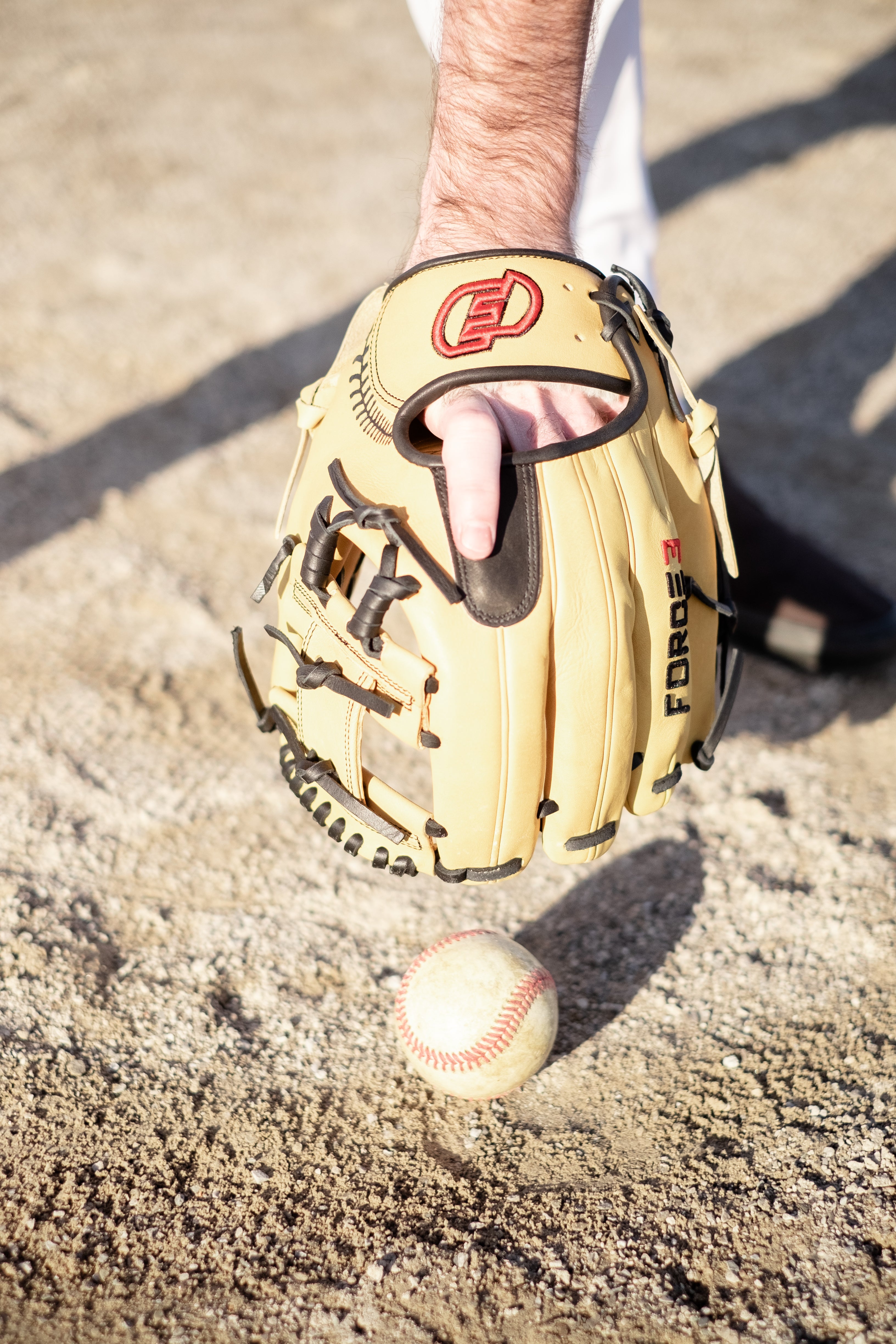 FORCE3 ELITE Series Infielder's Glove - Tan