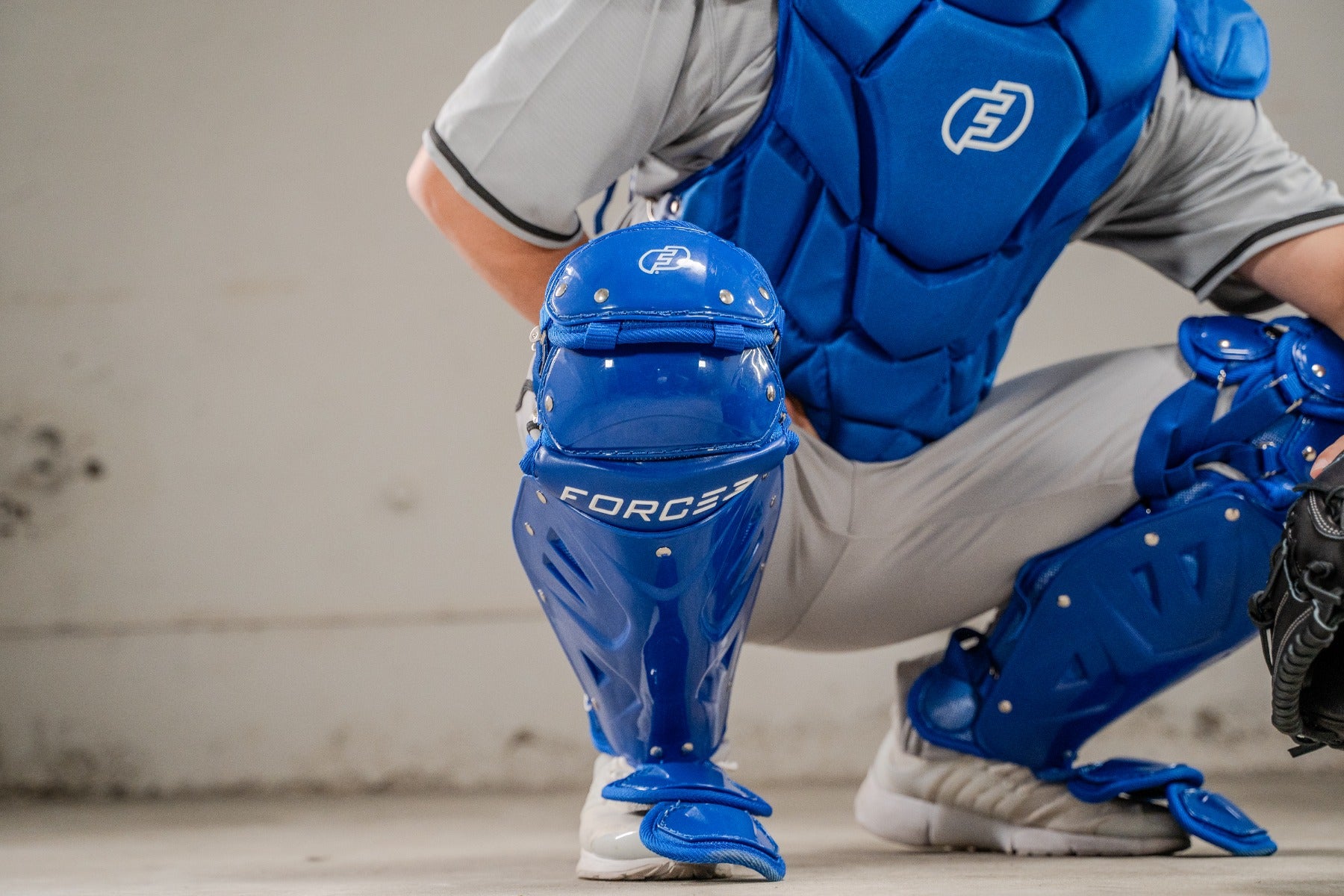 FORCE3 Defender Catcher Leg Guards